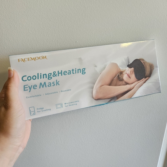 NWT Purple Cooling & Heating Eye Mask - Picture 1 of 3